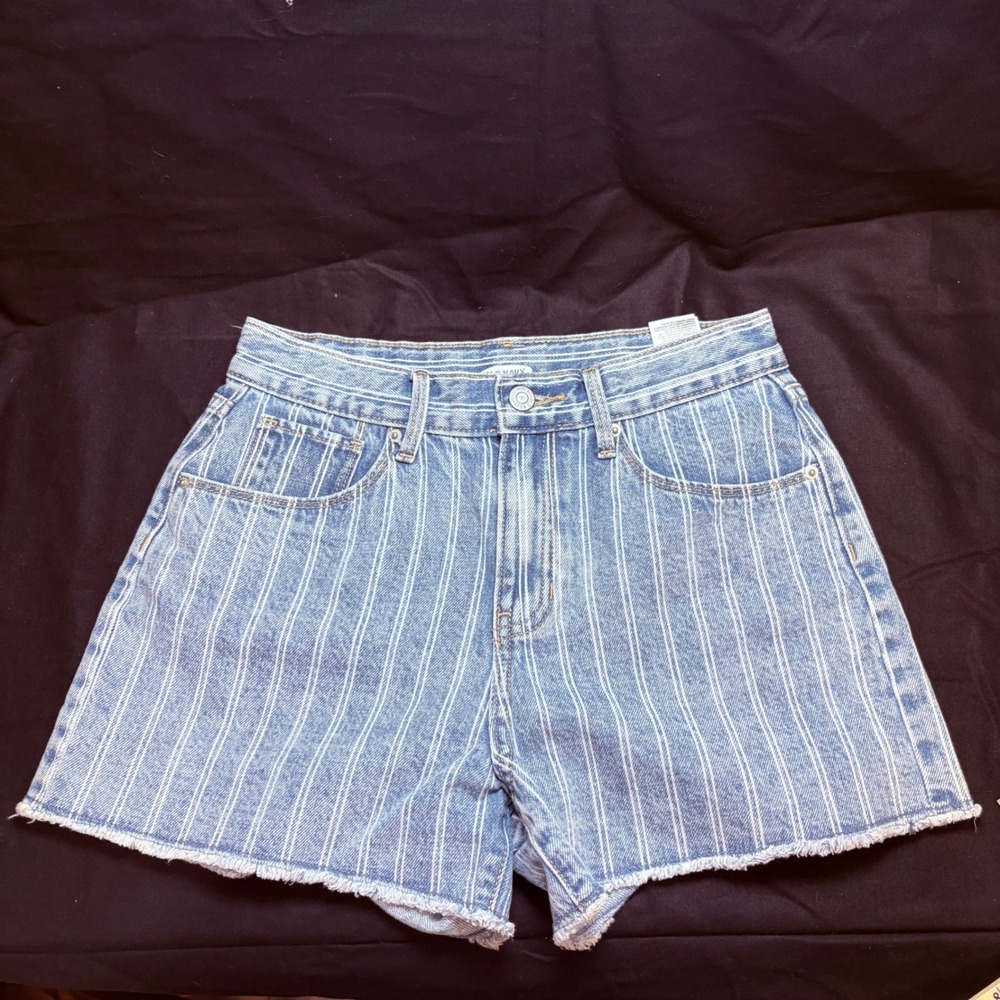 Old Navy Pinstripe High Waisted Denim Shorts Light Wash Raw Hem Womens 16